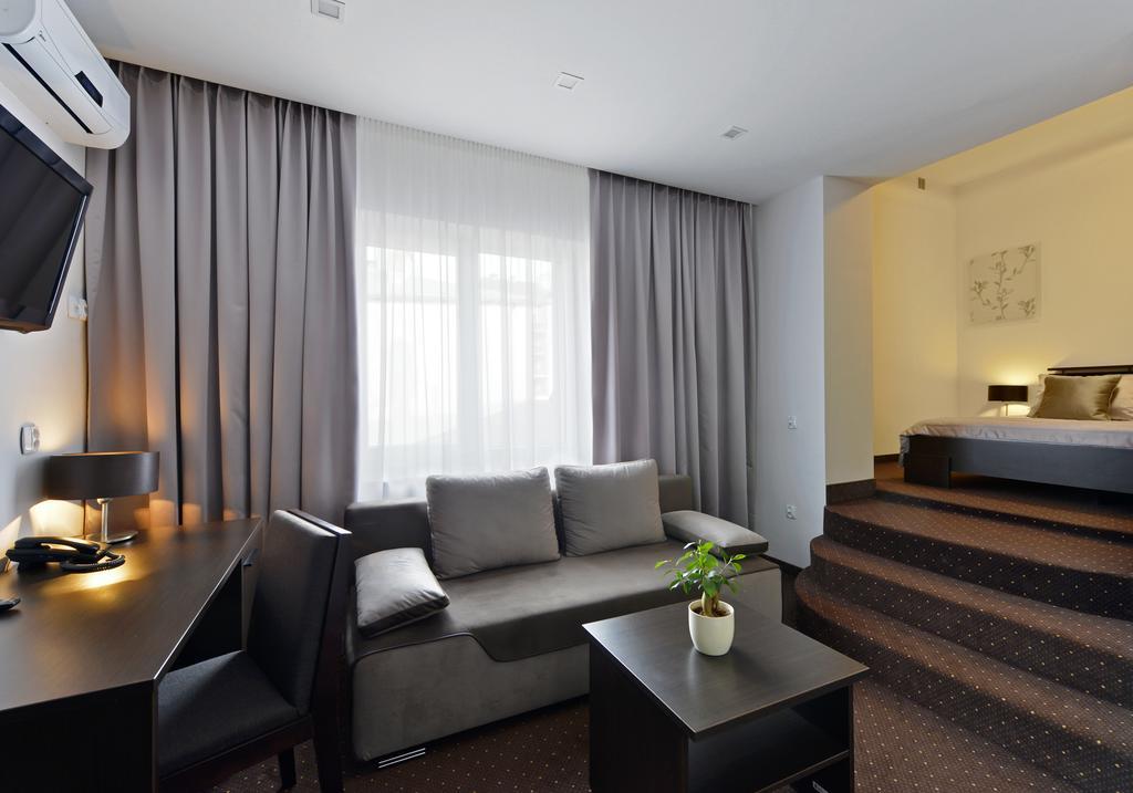 Hotel Capitol Biała Podlaska Exteriér fotografie