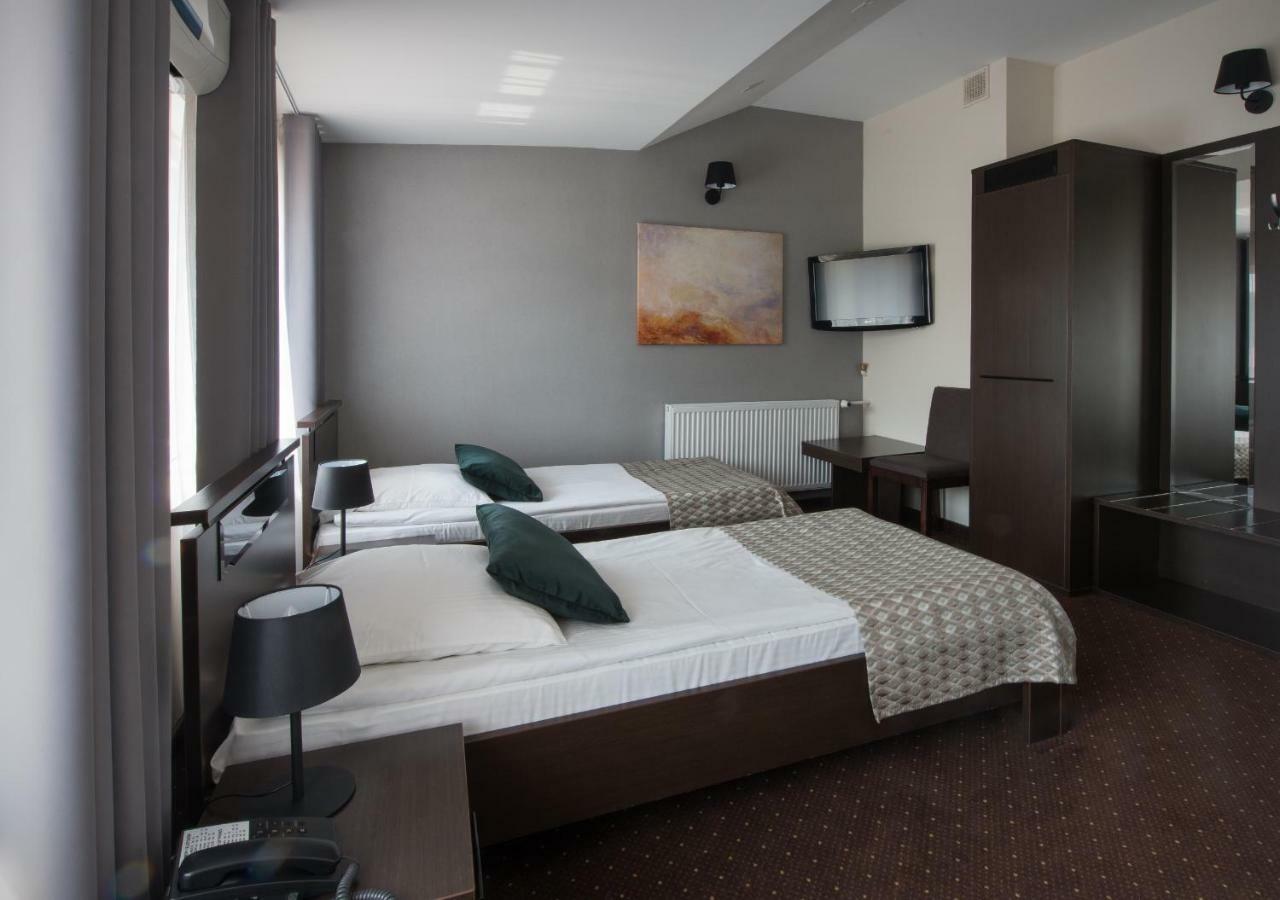 Hotel Capitol Biała Podlaska Exteriér fotografie