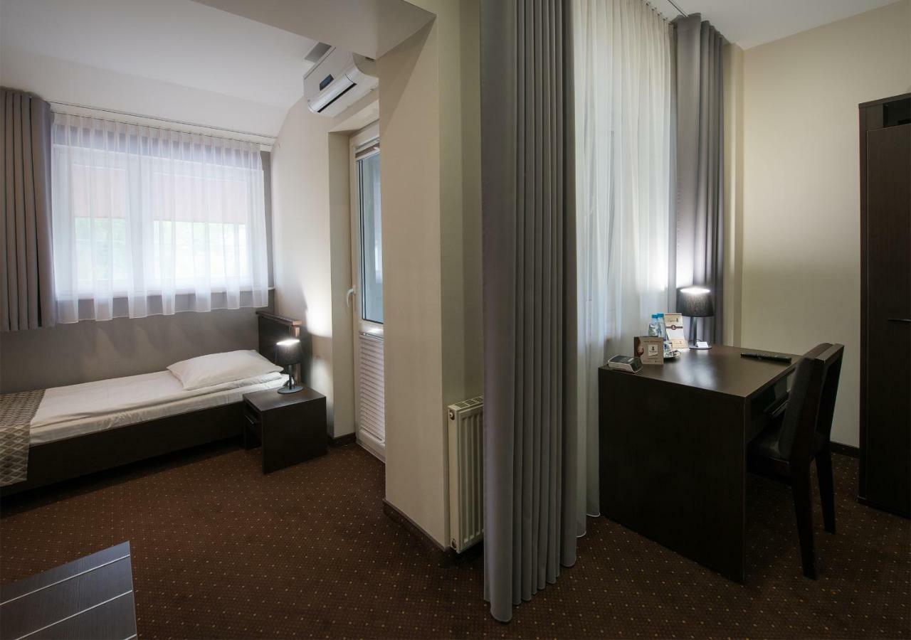 Hotel Capitol Biała Podlaska Exteriér fotografie